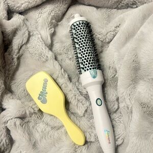 Mane Hair Brush and White Hot Round Brush Tool Set